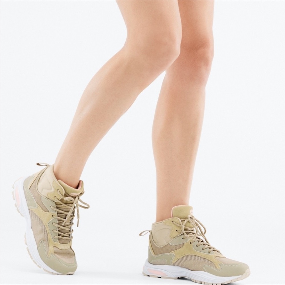 Fabletics water resistant hiking boots size 10, brand new